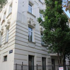 Herbeckstrasse 03